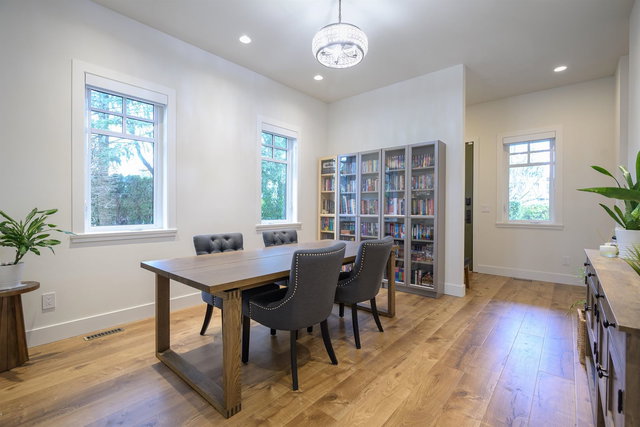 30 - 3122 160 Street