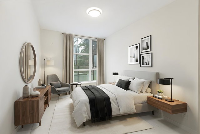 304 - 3096 Windsor Gate