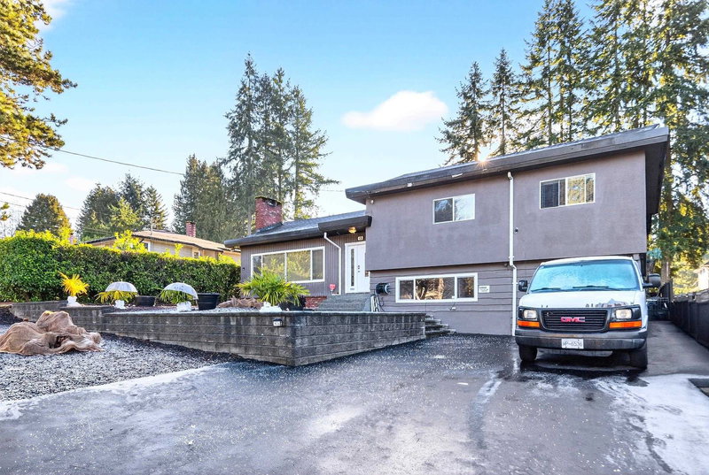 928 Stanton Avenue, Coquitlam, V3J 4V2 | Image 2