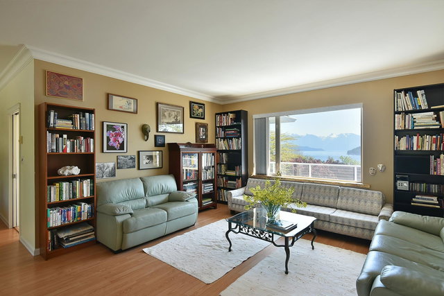 590-592 Fletcher Road N