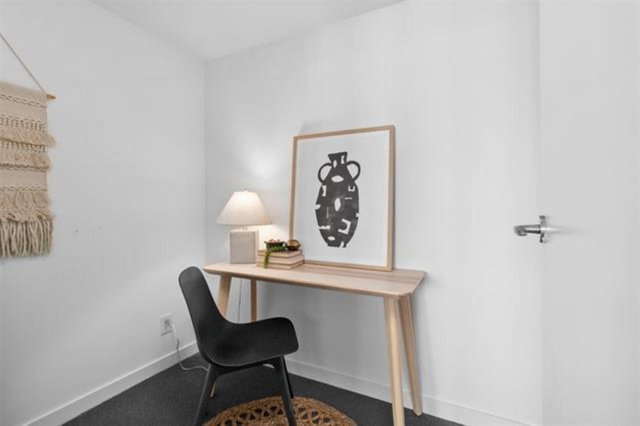 2602 - 111 Georgia Street W