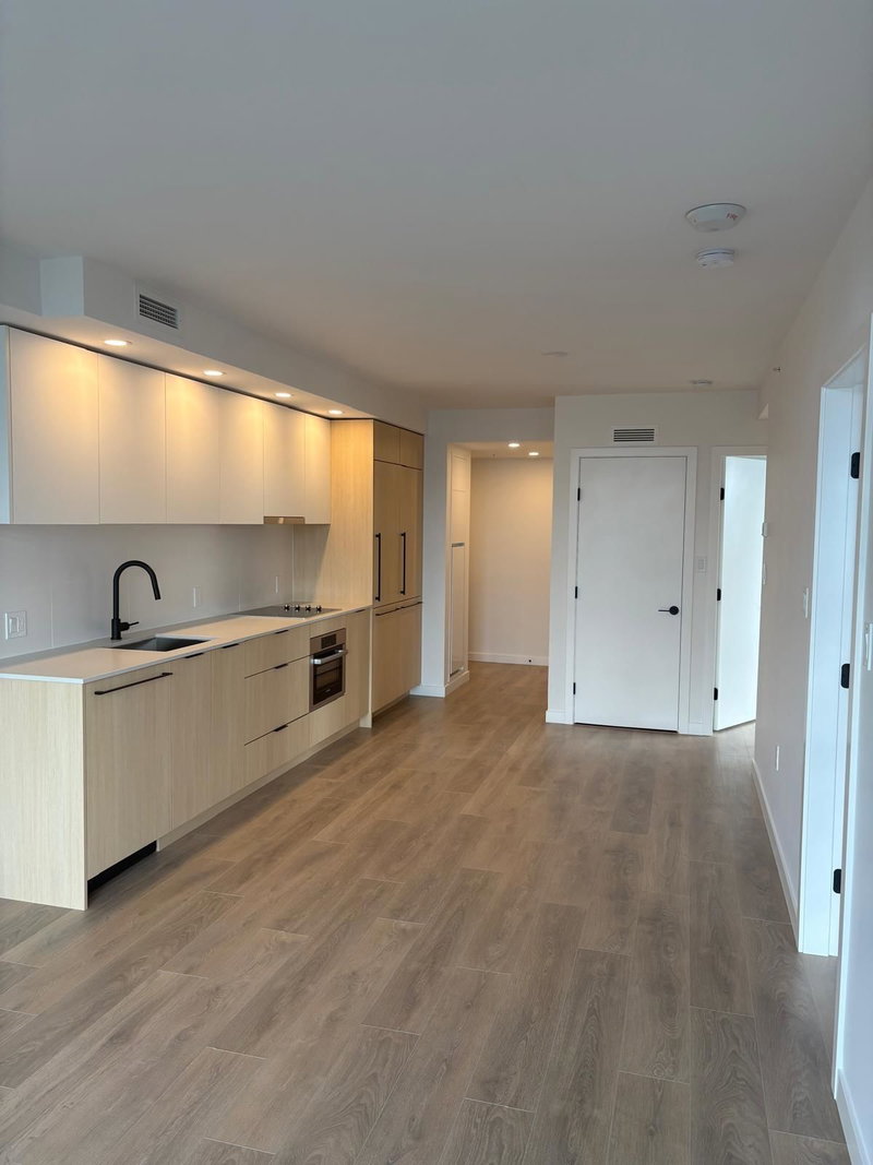 1111 - 13738 Central Avenue, Surrey, V5T 0X5 | Image 3