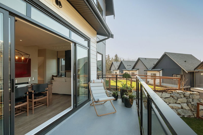 41127 Flow Lane, Squamish, British Columbia