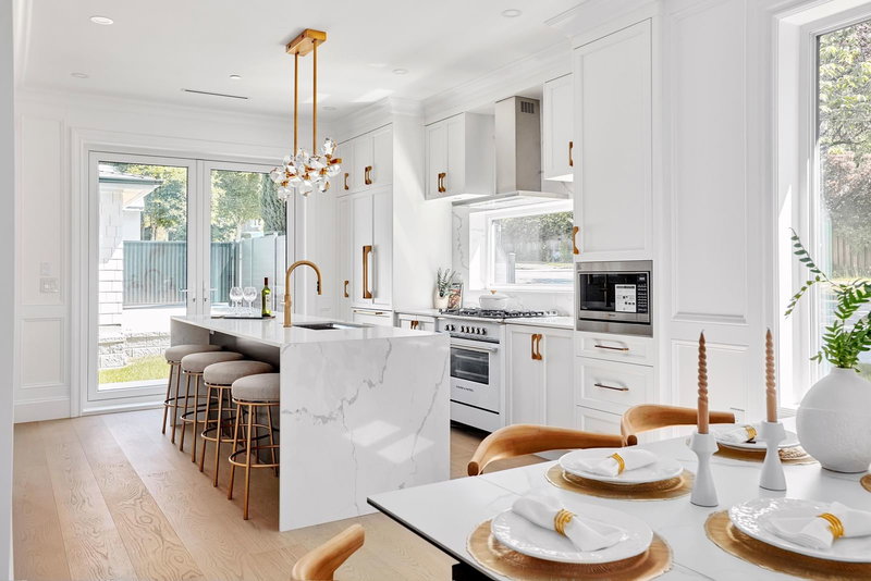 5081 Crown Avenue, Vancouver, British Columbia