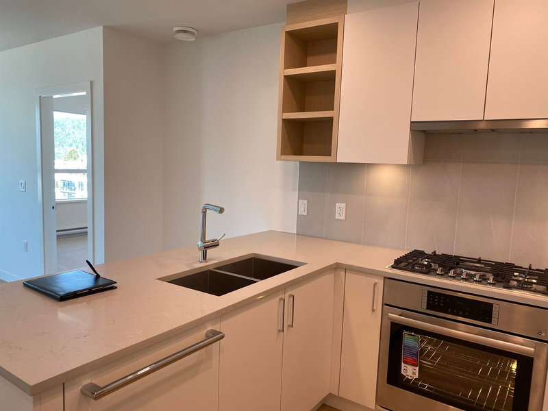 604 - 723 Grover Avenue, Coquitlam, V3J 0L9 | Image 3