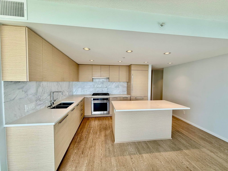 3301 - 6700 Dunblane Avenue, Burnaby, V5H 0J3 | Image 3