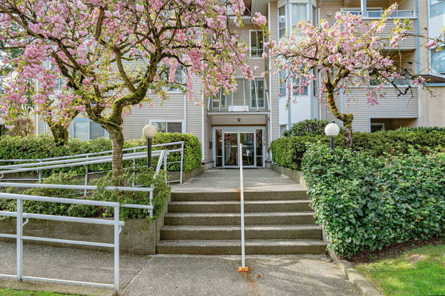 104 - 1175 Heffley Crescent