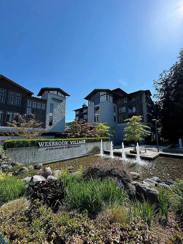 4XX - 3233 Wesbrook Mall