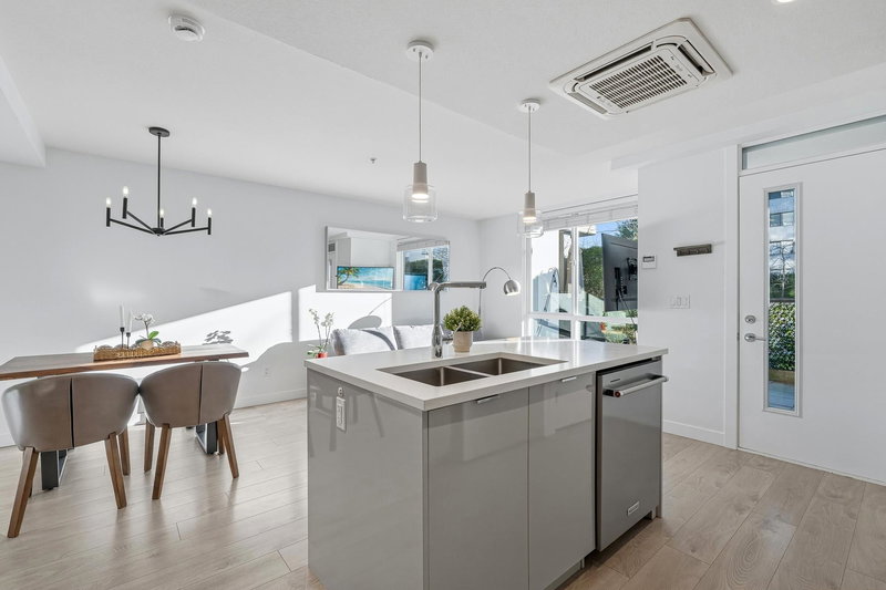 TH3 - 108 8th Street, North Vancouver, V7L 1Y9 | Image 3