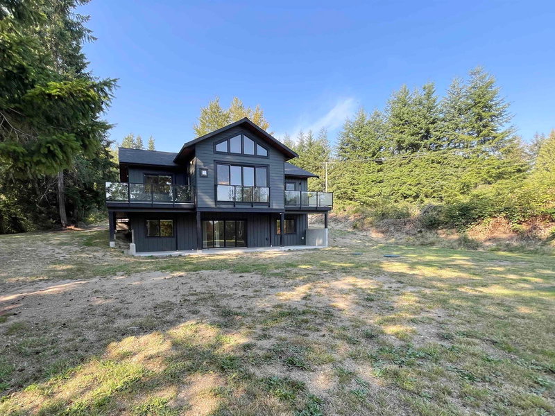 915 Payne Road, Gibsons, British Columbia