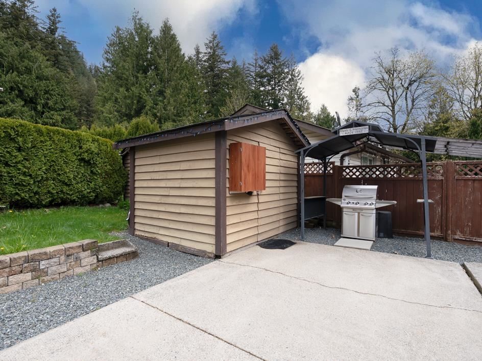 Listing Image 11