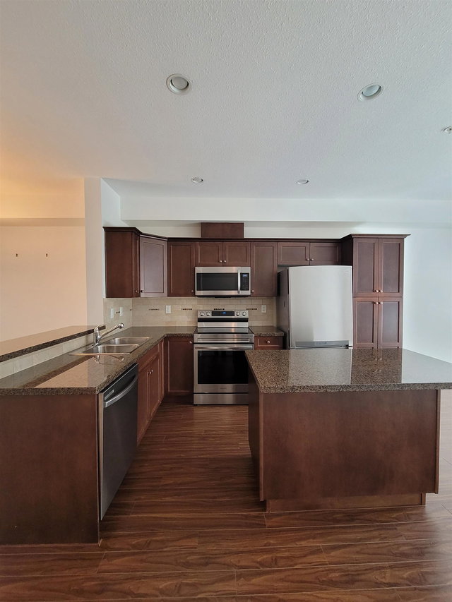 61 - 20831 70 Avenue