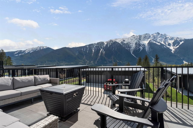 41 - 4000 Sunstone Way