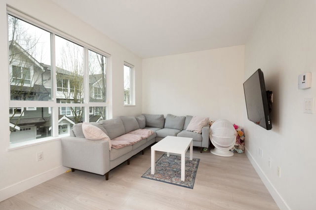 116 - 1460 Southview Street