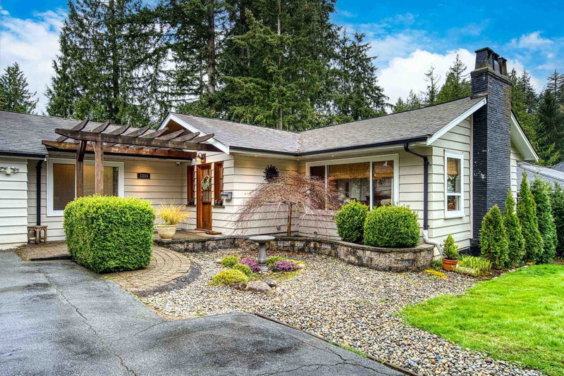 1335 Ridgewood Drive, North Vancouver, V7R 1J4 | Image 2