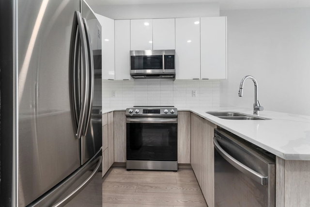 309 - 5486 199a Street