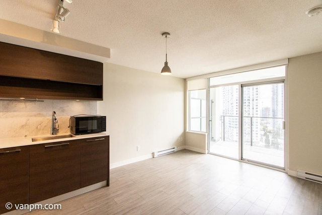 2101 - 570 Emerson Street