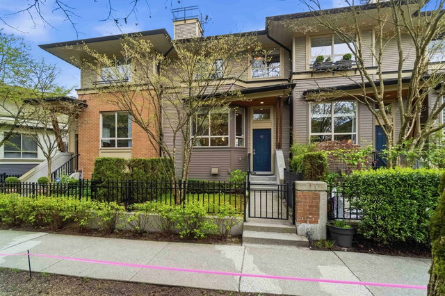 82 - 100 Klahanie Drive