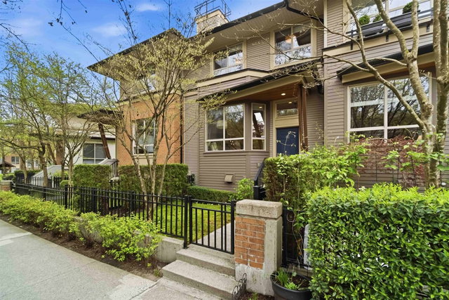 82 - 100 Klahanie Drive