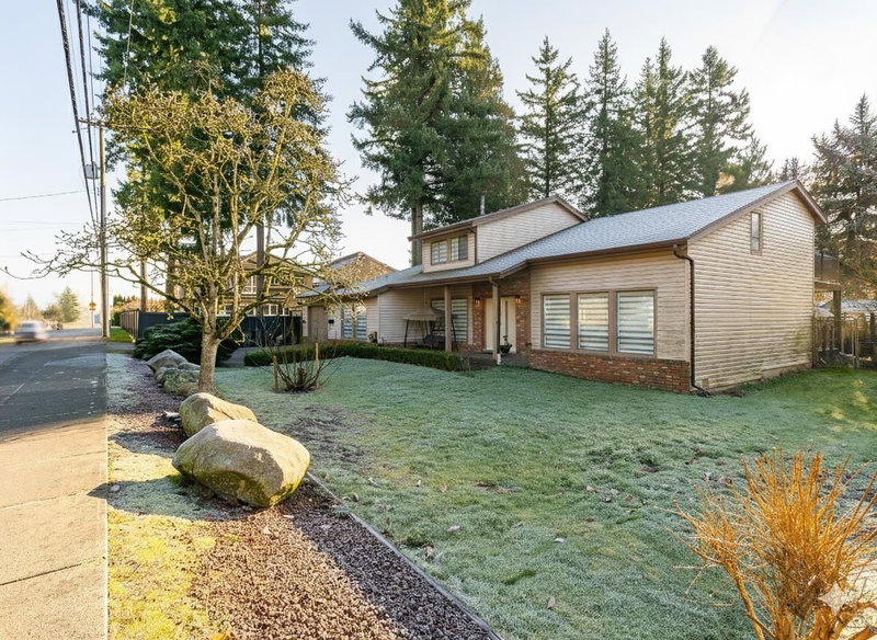 16566 80 Avenue, Surrey, V4N 0H3 | Image 2