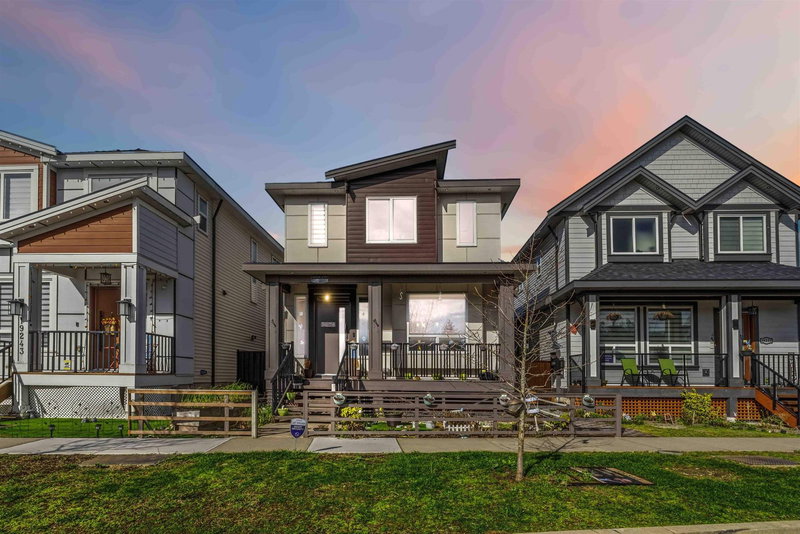 19247 71 Avenue, Surrey, V4N 6V1 | Image 3