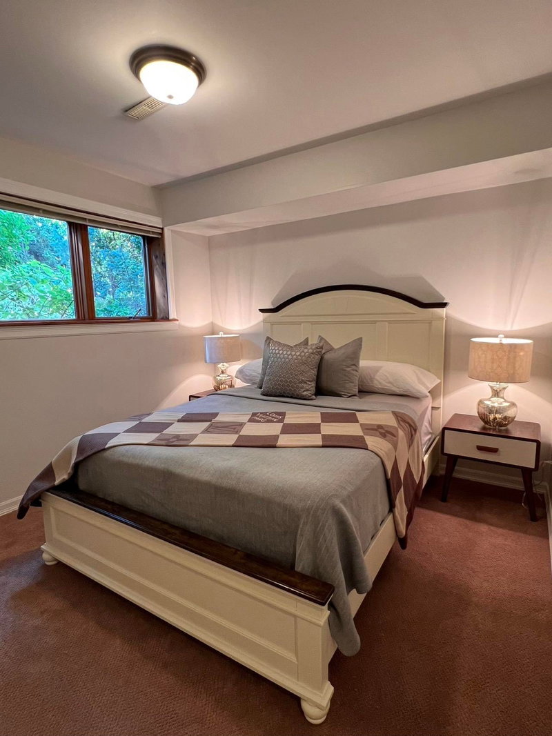 4XXX W 12th Ave, Vancouver, V6R 2K7 | Image 2