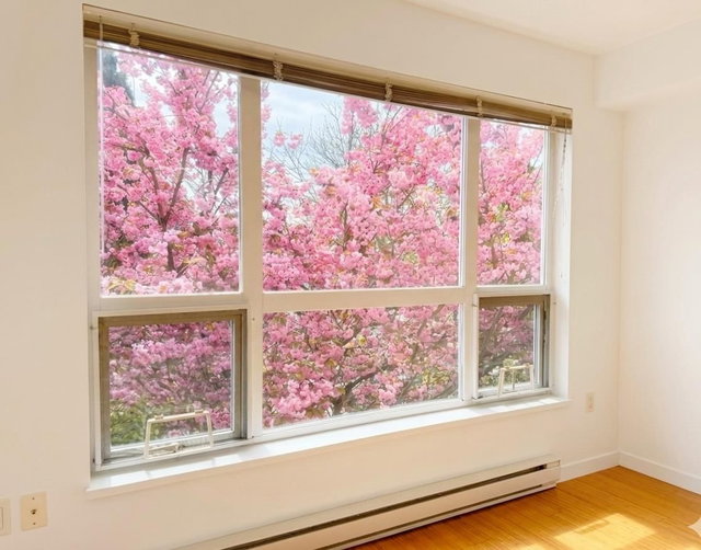 301 - 3575 Euclid Avenue