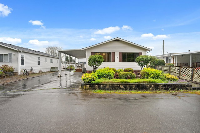 238 - 27111 0 Avenue