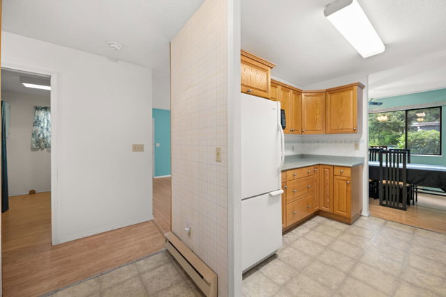 238 - 27111 0 Avenue