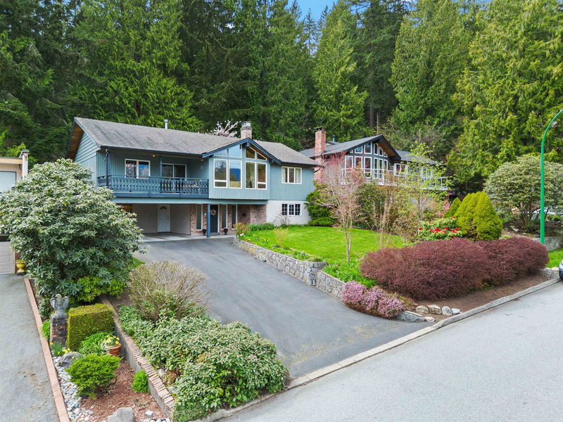 3563 Sykes Road, North Vancouver, V7K 2X4 | Image 2