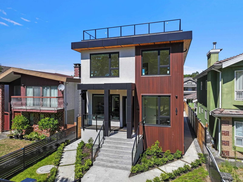 2111 46th Avenue E, Vancouver, British Columbia