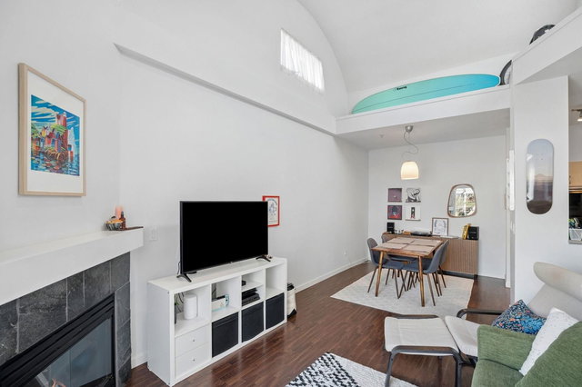 409 - 3768 Hastings Street