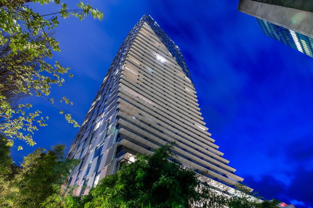 708 - 1568 Alberni Street