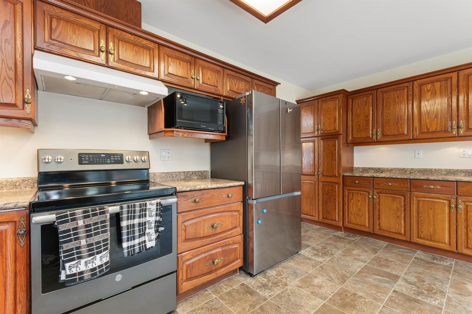 Listing Image 21