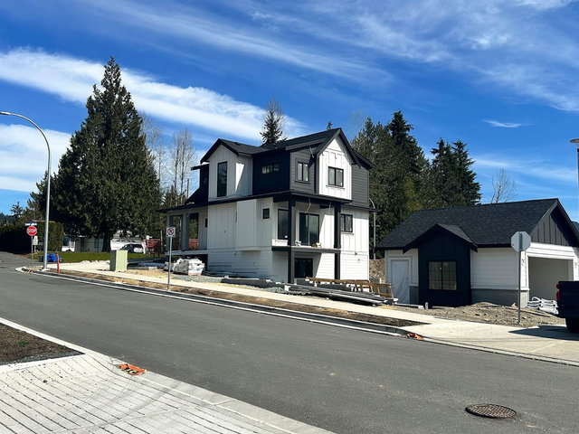 33164 Tunbridge Avenue