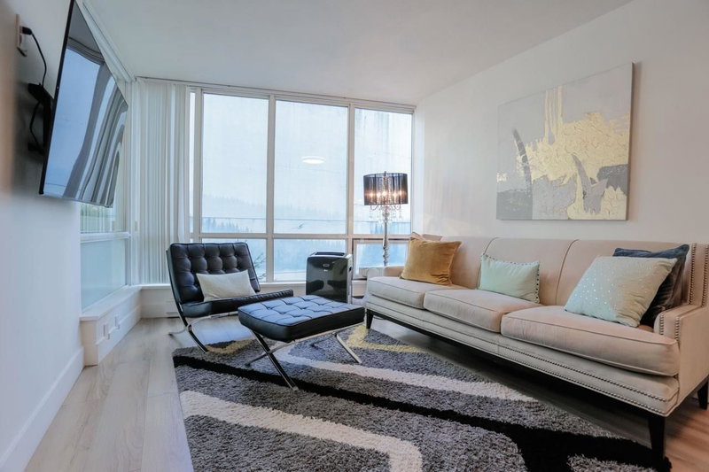 1166 Melville Street #805, Vancouver, British Columbia