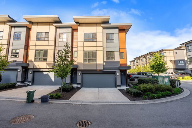 23 - 1938 Parallel Road