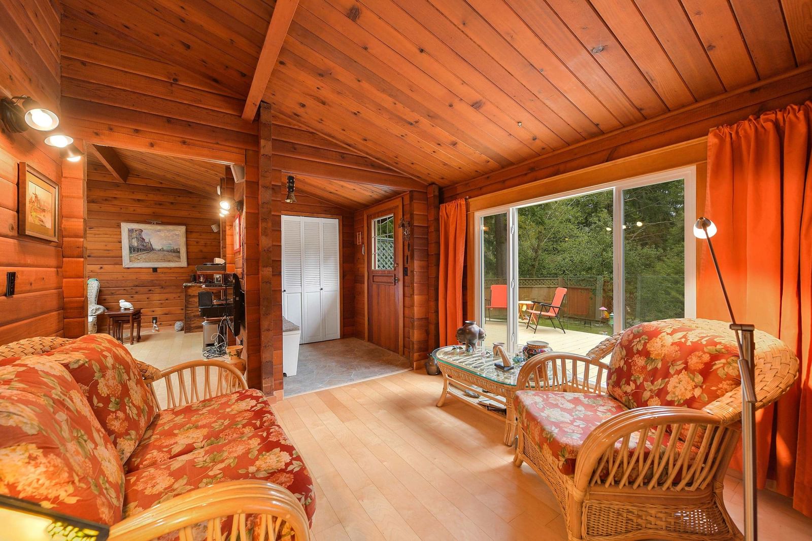 Listing Image 13