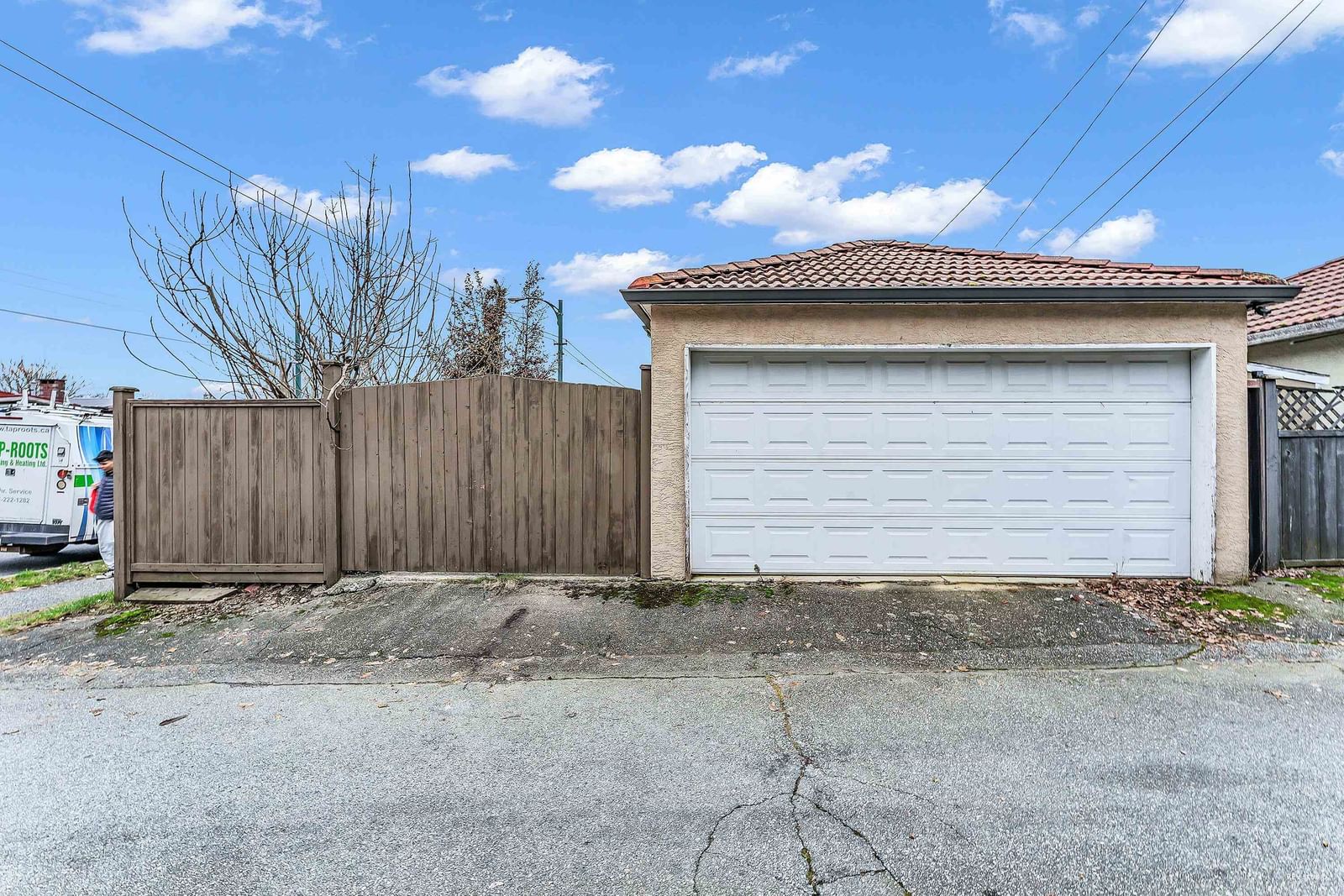 Listing Image 8
