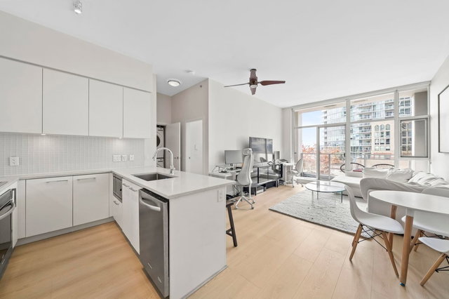 601 - 668 Columbia Street