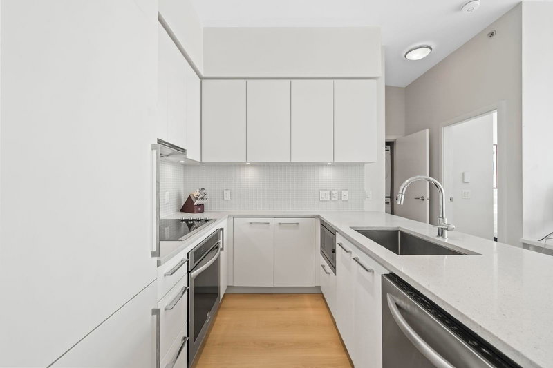 601 - 668 Columbia Street, New Westminster, V3M 1A9 | Image 2