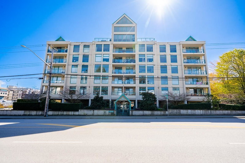 15466 North Bluff Road #506, White Rock, British Columbia