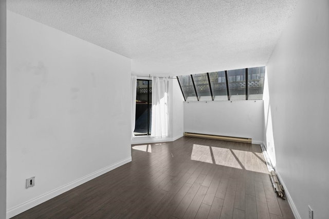 207 - 1270 Robson Street