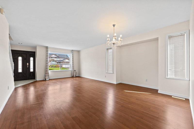 15488 108a Avenue, Surrey, V3R 6J1 | Image 3