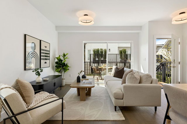 1 - 328 14th Street W