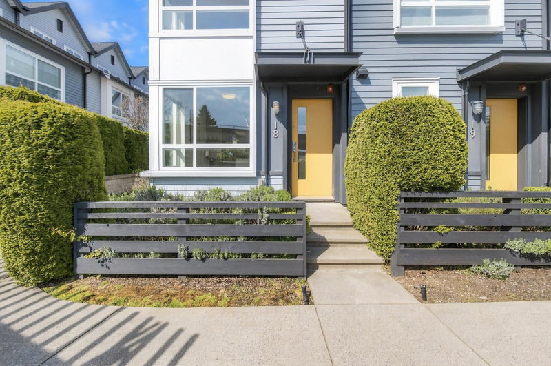 18 - 6868 Burlington Avenue, Burnaby, V5J 0G1 | Image 2