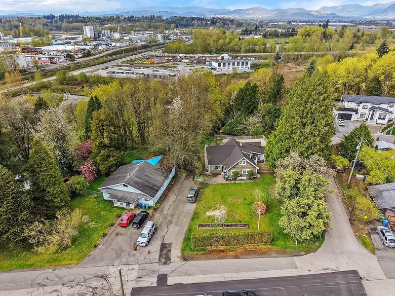 33991 Mccrimmon Drive, Abbotsford, British Columbia