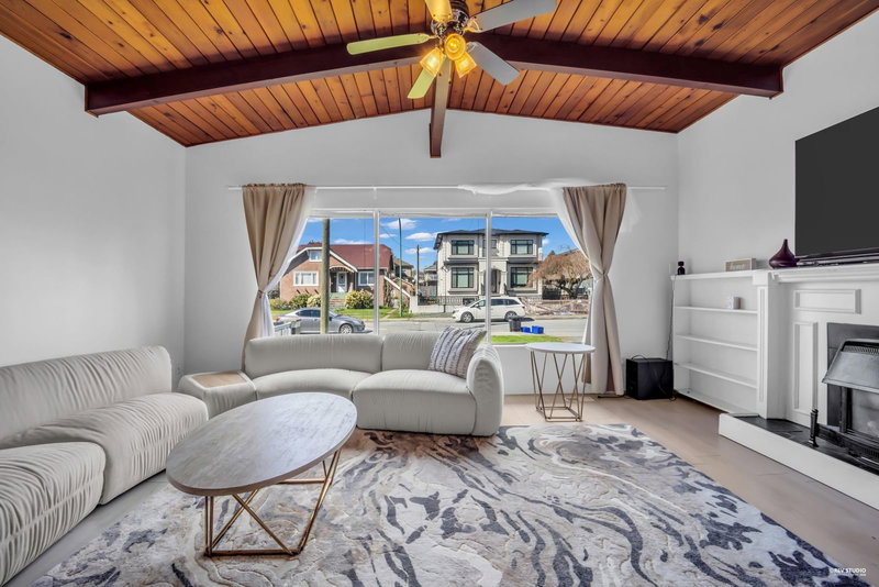 7750 15th Avenue, Burnaby, V3N 1W5 | Image 3