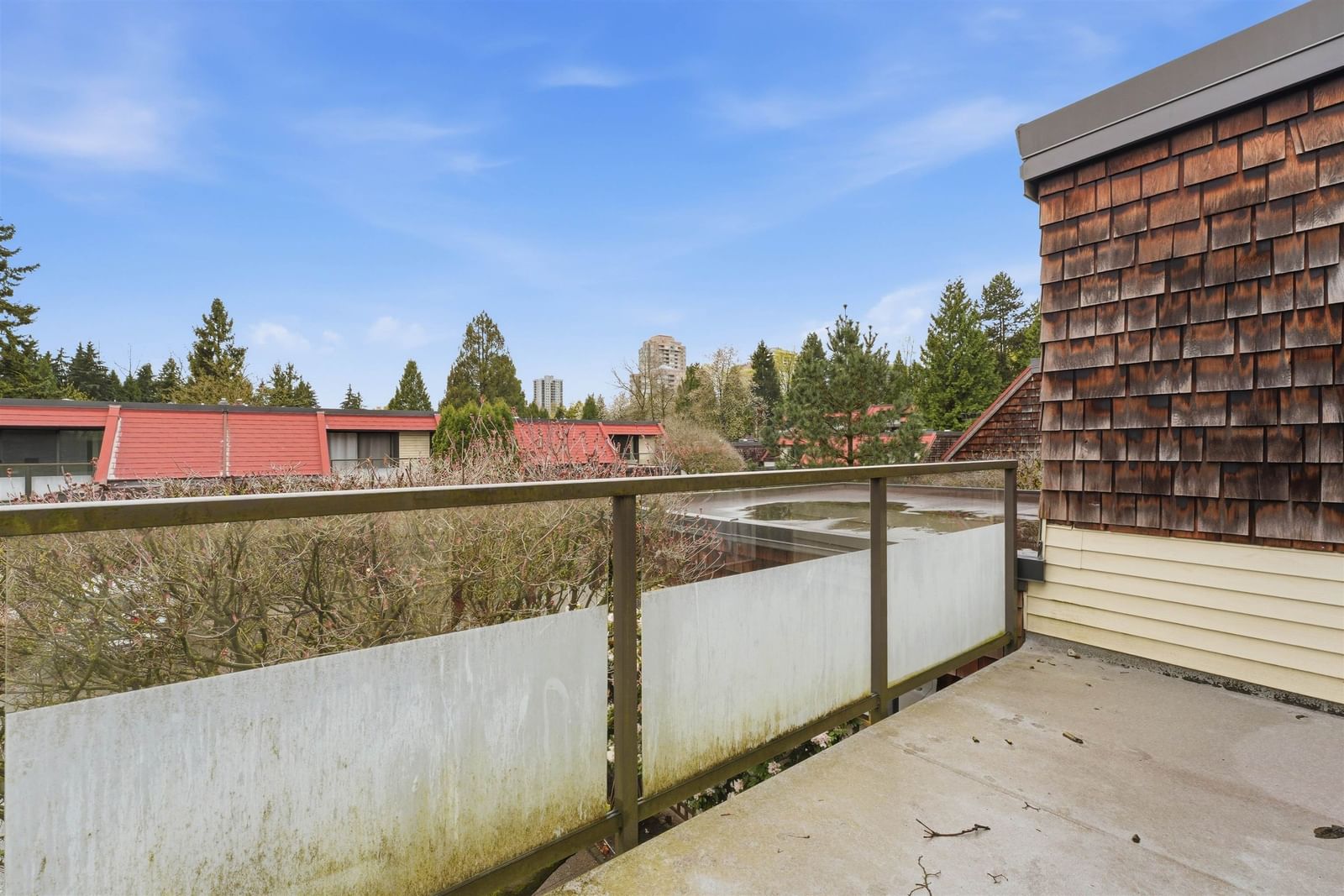 Listing Image 28