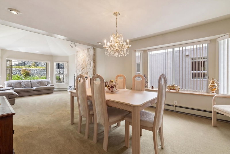 547 Tempe Crescent, North Vancouver, V7N 1E7 | Image 3